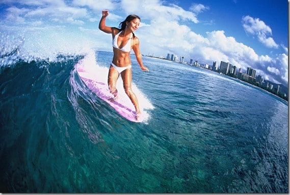 Mimi_surfing