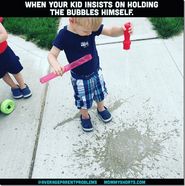 kids_holding_bubbles