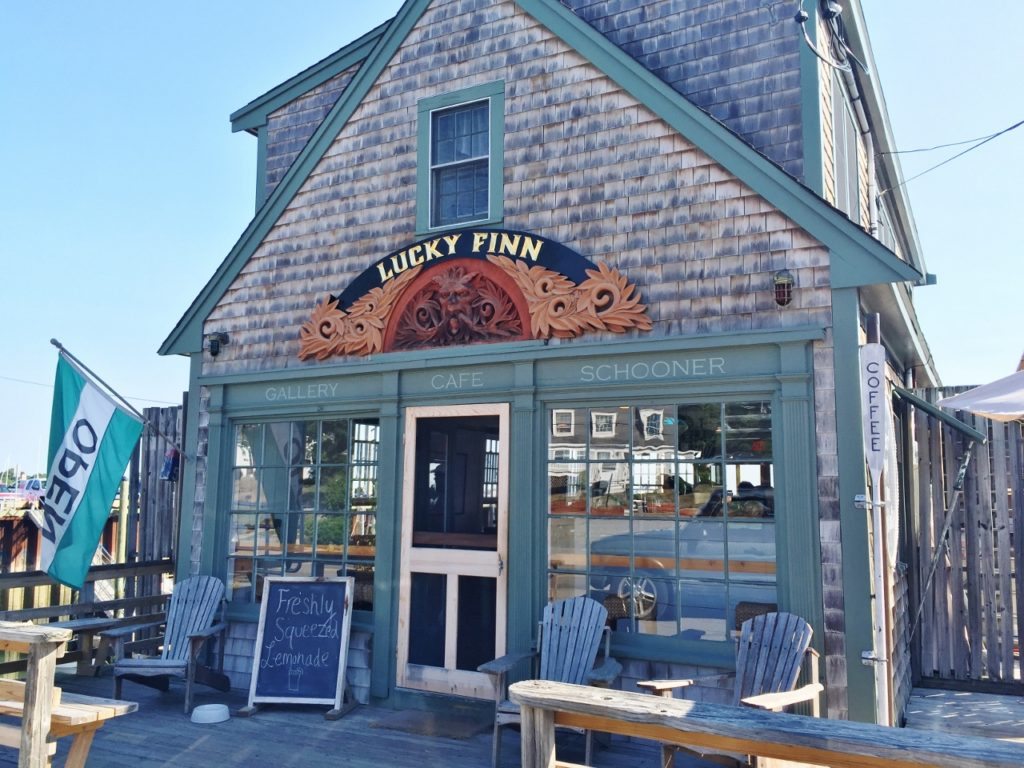lucky finn cafe (1280x960)