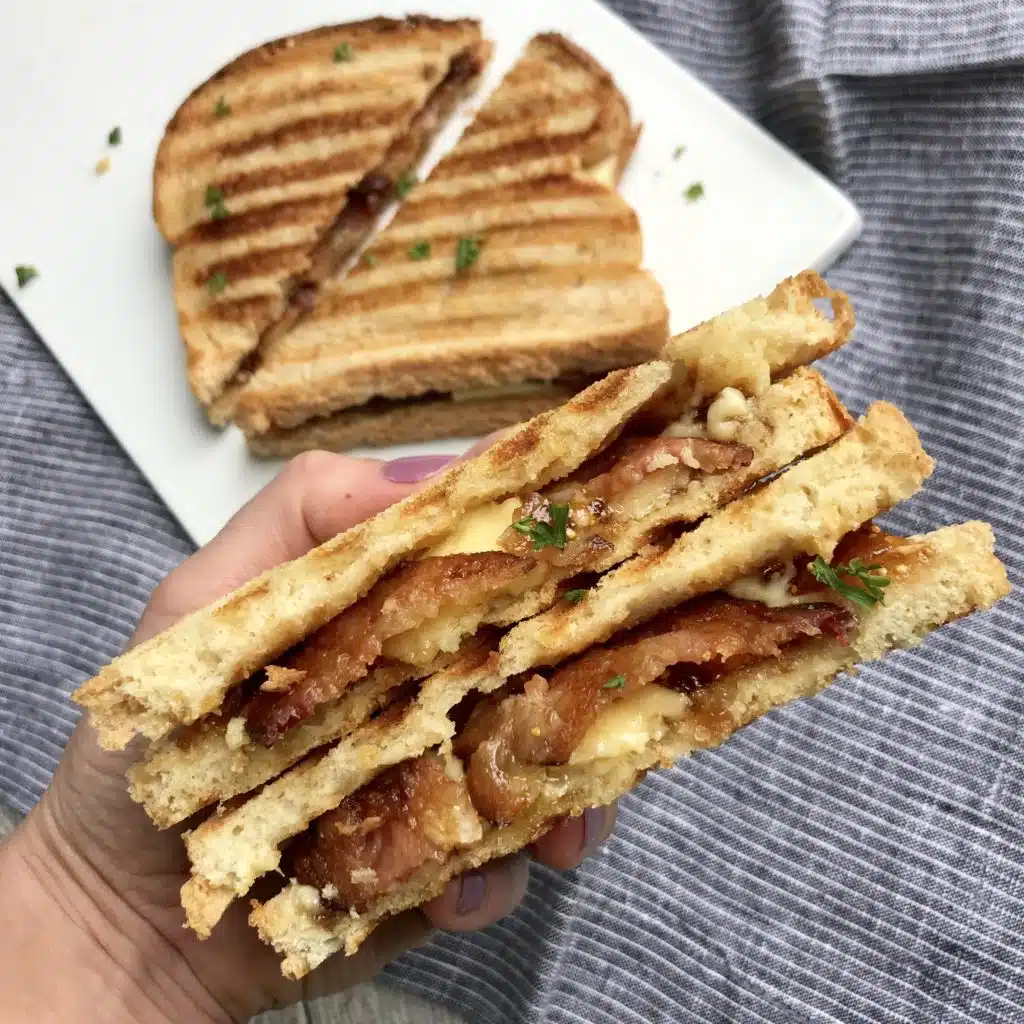This fig & bacon grilled cheese sandwich will change your life! 