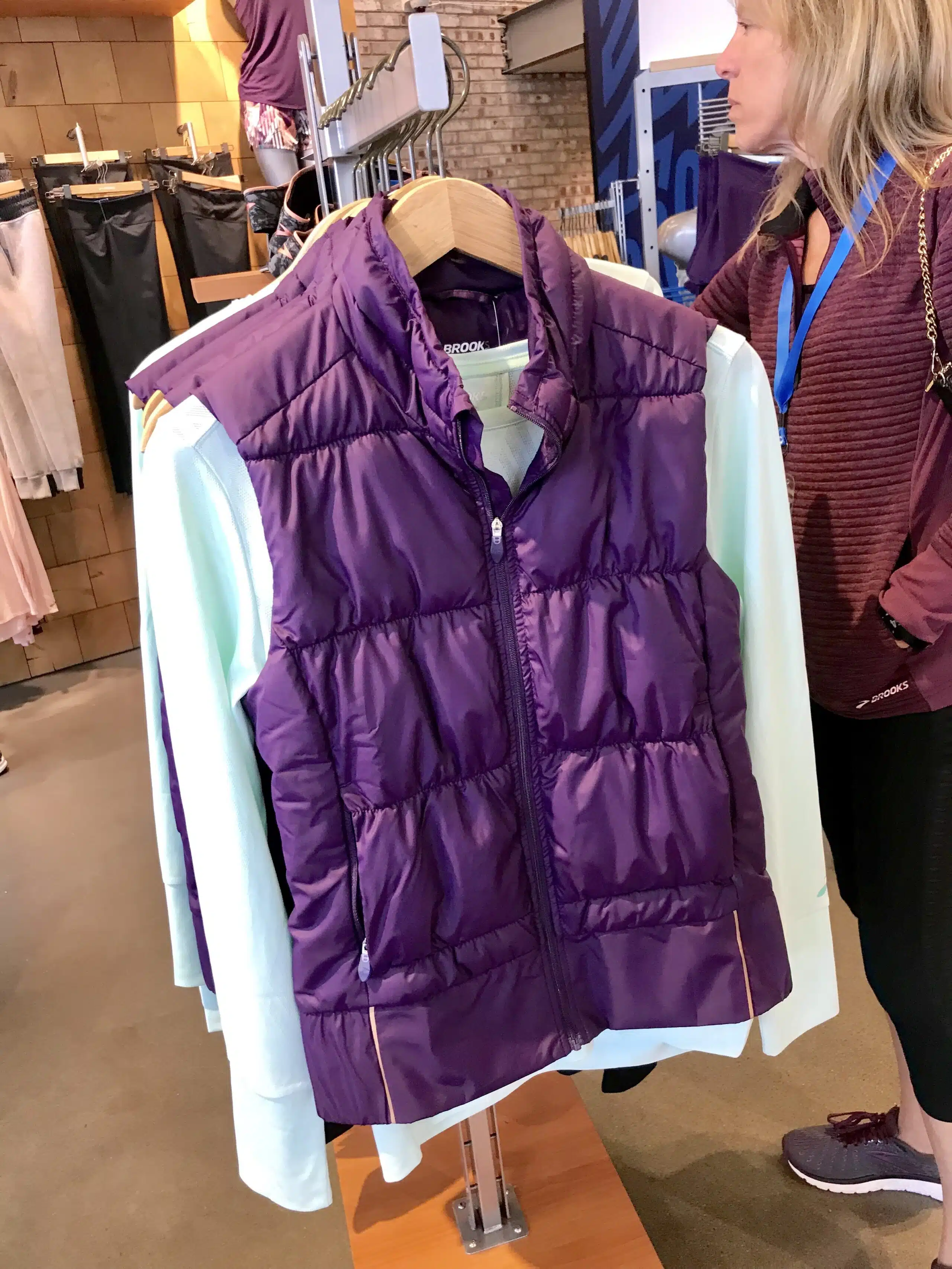 Cascadia Thermal Vest in purple